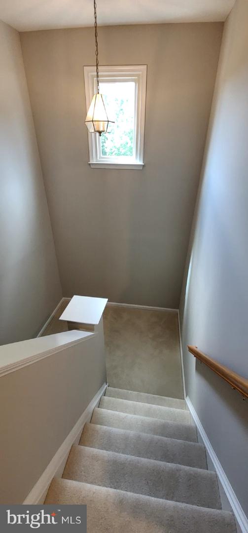 6501 LEGENDGATE PL, BURKE, Virginia 22015, 4 Bedrooms Bedrooms, ,3 BathroomsBathrooms,Residential,For sale,6501 LEGENDGATE PL,VAFX2241946 MLS # VAFX2241946