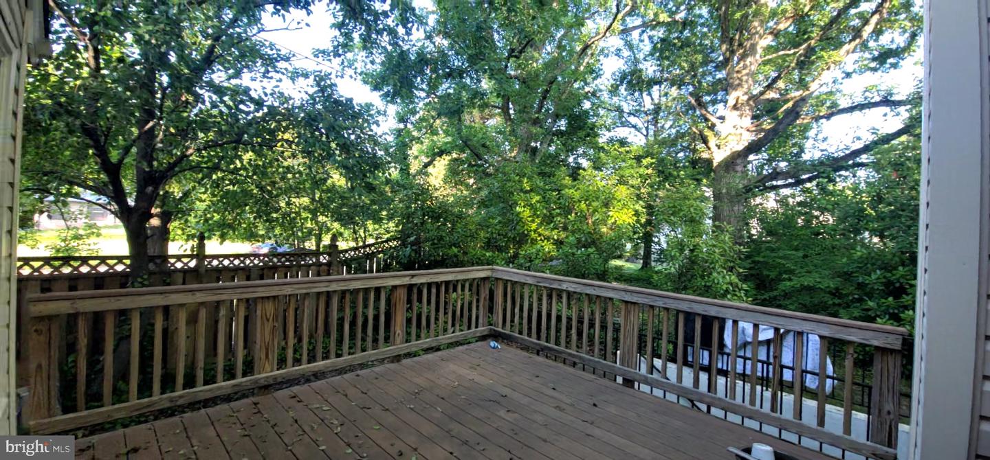 6501 LEGENDGATE PL, BURKE, Virginia 22015, 4 Bedrooms Bedrooms, ,3 BathroomsBathrooms,Residential,For sale,6501 LEGENDGATE PL,VAFX2241946 MLS # VAFX2241946
