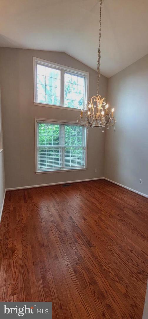 6501 LEGENDGATE PL, BURKE, Virginia 22015, 4 Bedrooms Bedrooms, ,3 BathroomsBathrooms,Residential,For sale,6501 LEGENDGATE PL,VAFX2241946 MLS # VAFX2241946