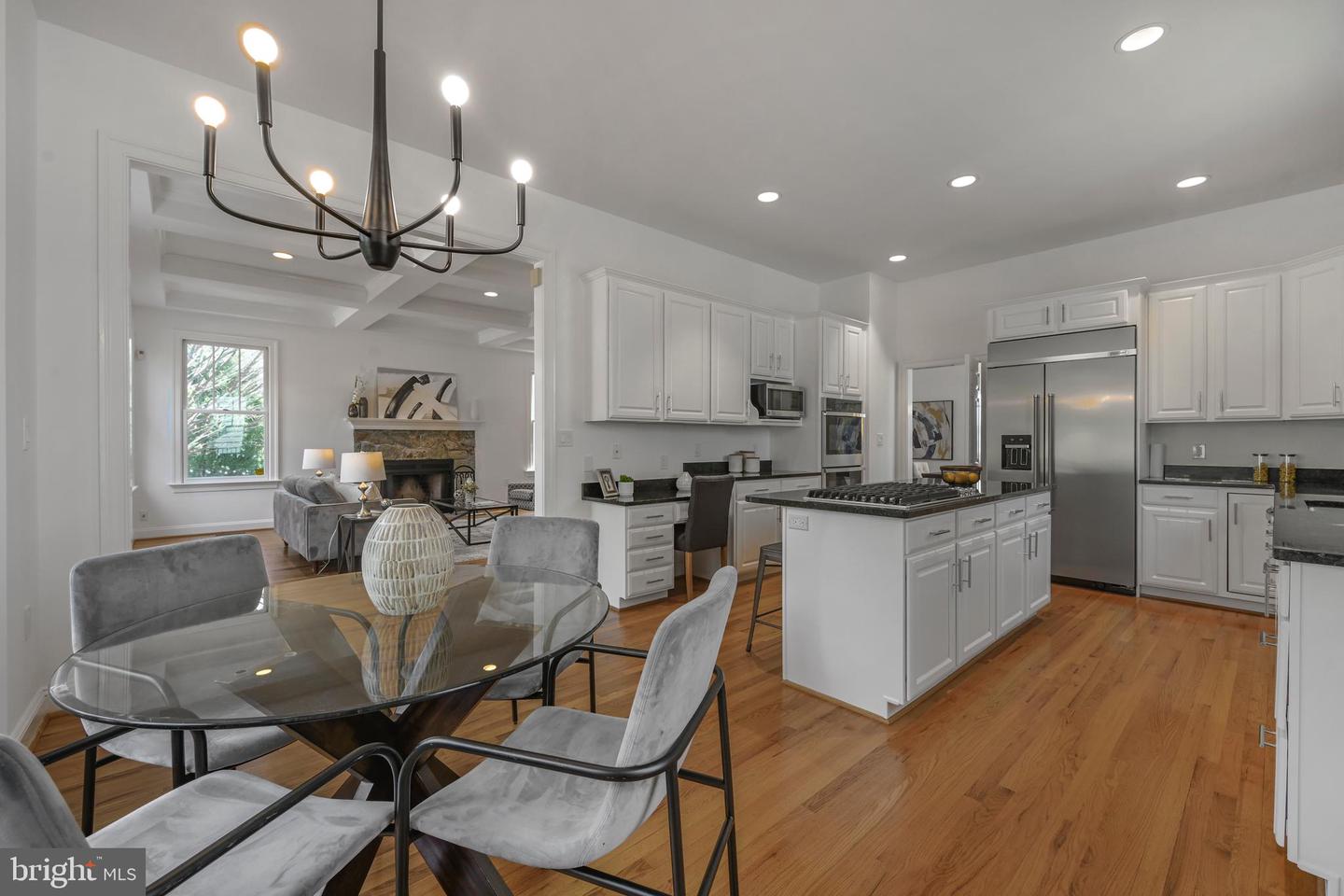5127 CATHEDRAL AVE NW, WASHINGTON, District Of Columbia 20016, 7 Bedrooms Bedrooms, ,5 BathroomsBathrooms,Residential,For sale,5127 CATHEDRAL AVE NW,DCDC2201526 MLS # DCDC2201526