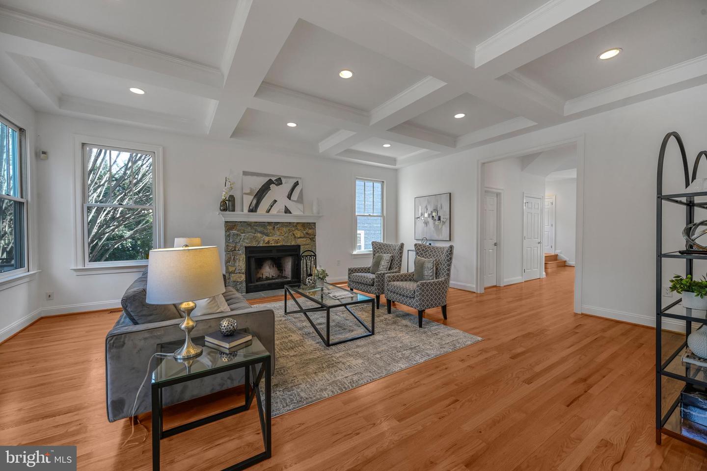 5127 CATHEDRAL AVE NW, WASHINGTON, District Of Columbia 20016, 7 Bedrooms Bedrooms, ,5 BathroomsBathrooms,Residential,For sale,5127 CATHEDRAL AVE NW,DCDC2201526 MLS # DCDC2201526