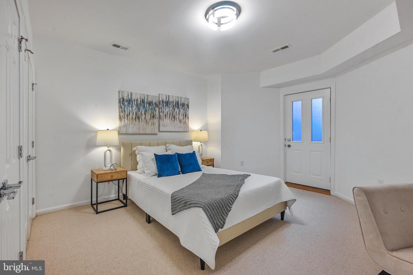 5127 CATHEDRAL AVE NW, WASHINGTON, District Of Columbia 20016, 7 Bedrooms Bedrooms, ,5 BathroomsBathrooms,Residential,For sale,5127 CATHEDRAL AVE NW,DCDC2201526 MLS # DCDC2201526
