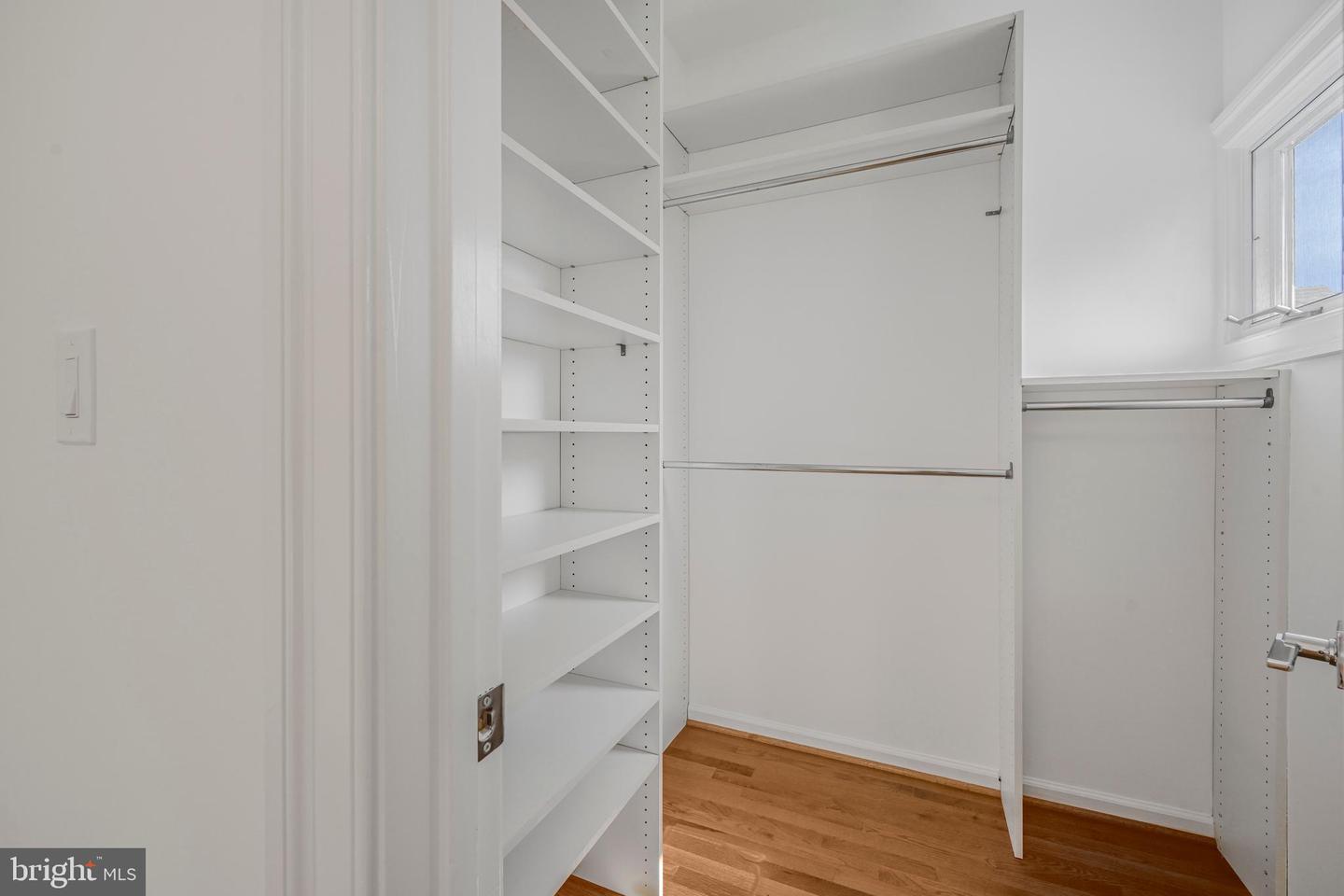5127 CATHEDRAL AVE NW, WASHINGTON, District Of Columbia 20016, 7 Bedrooms Bedrooms, ,5 BathroomsBathrooms,Residential,For sale,5127 CATHEDRAL AVE NW,DCDC2201526 MLS # DCDC2201526