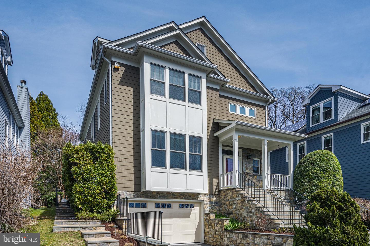 5127 CATHEDRAL AVE NW, WASHINGTON, District Of Columbia 20016, 7 Bedrooms Bedrooms, ,5 BathroomsBathrooms,Residential,For sale,5127 CATHEDRAL AVE NW,DCDC2201526 MLS # DCDC2201526
