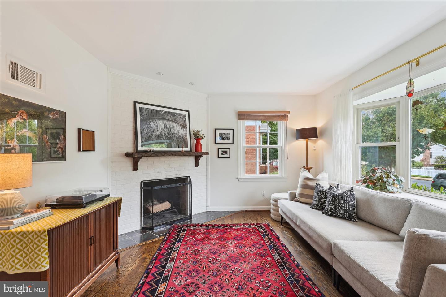 524 GREENWICH ST, FALLS CHURCH, Virginia 22046, 4 Bedrooms Bedrooms, ,2 BathroomsBathrooms,Residential,For sale,524 GREENWICH ST,VAFA2003010 MLS # VAFA2003010