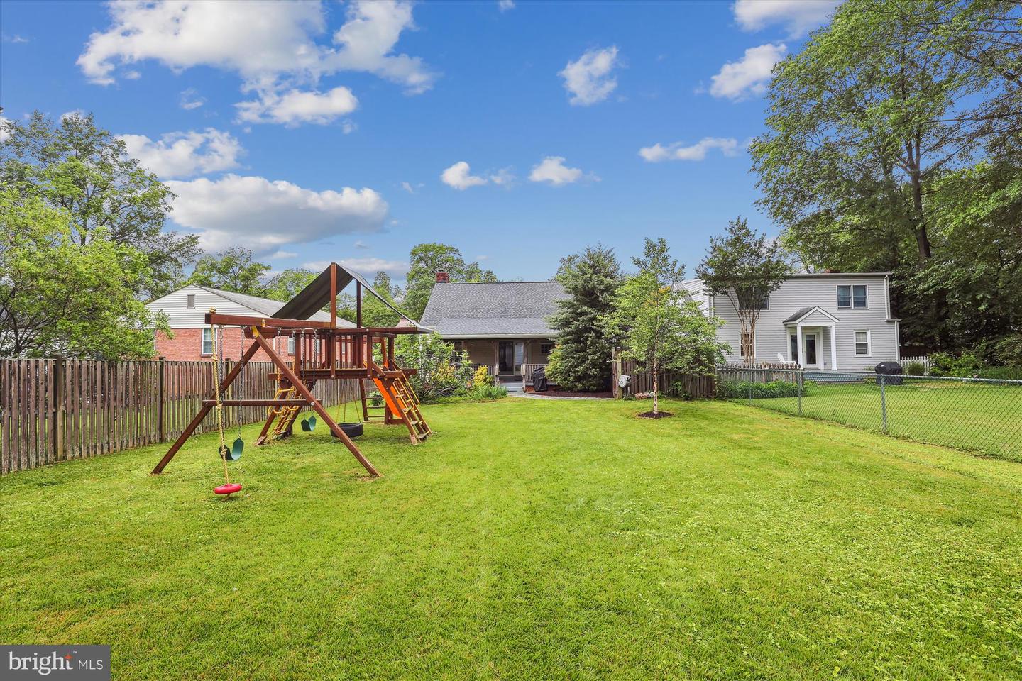 524 GREENWICH ST, FALLS CHURCH, Virginia 22046, 4 Bedrooms Bedrooms, ,2 BathroomsBathrooms,Residential,For sale,524 GREENWICH ST,VAFA2003010 MLS # VAFA2003010