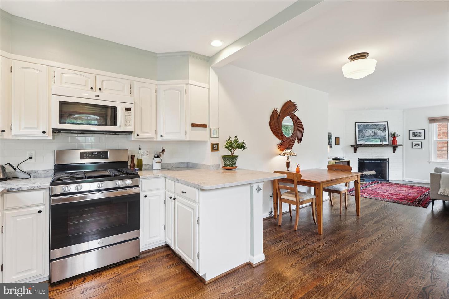 524 GREENWICH ST, FALLS CHURCH, Virginia 22046, 4 Bedrooms Bedrooms, ,2 BathroomsBathrooms,Residential,For sale,524 GREENWICH ST,VAFA2003010 MLS # VAFA2003010