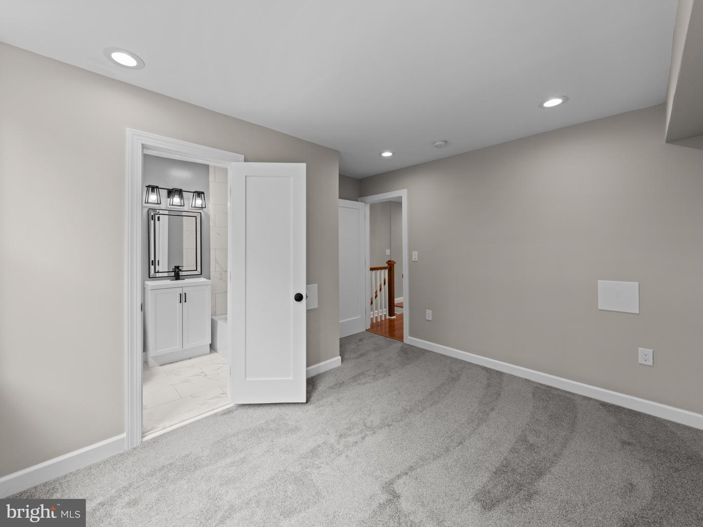 519 23RD PL NE, WASHINGTON, District Of Columbia 20002, 3 Bedrooms Bedrooms, ,2 BathroomsBathrooms,Residential,For sale,519 23RD PL NE,DCDC2201574 MLS # DCDC2201574