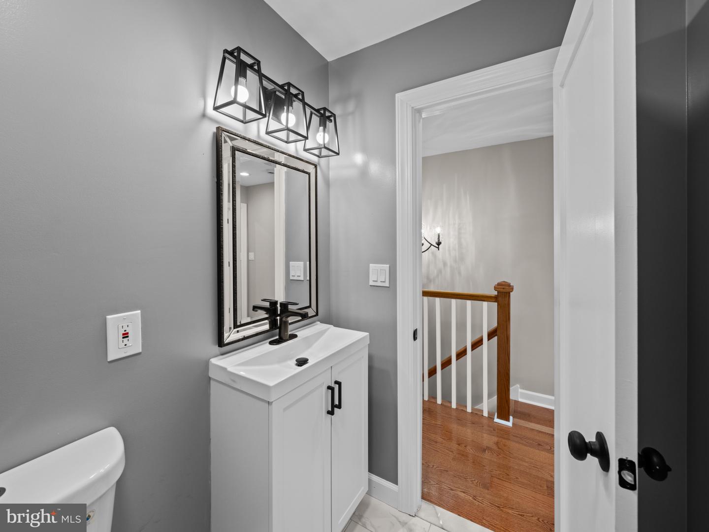 519 23RD PL NE, WASHINGTON, District Of Columbia 20002, 3 Bedrooms Bedrooms, ,2 BathroomsBathrooms,Residential,For sale,519 23RD PL NE,DCDC2201574 MLS # DCDC2201574