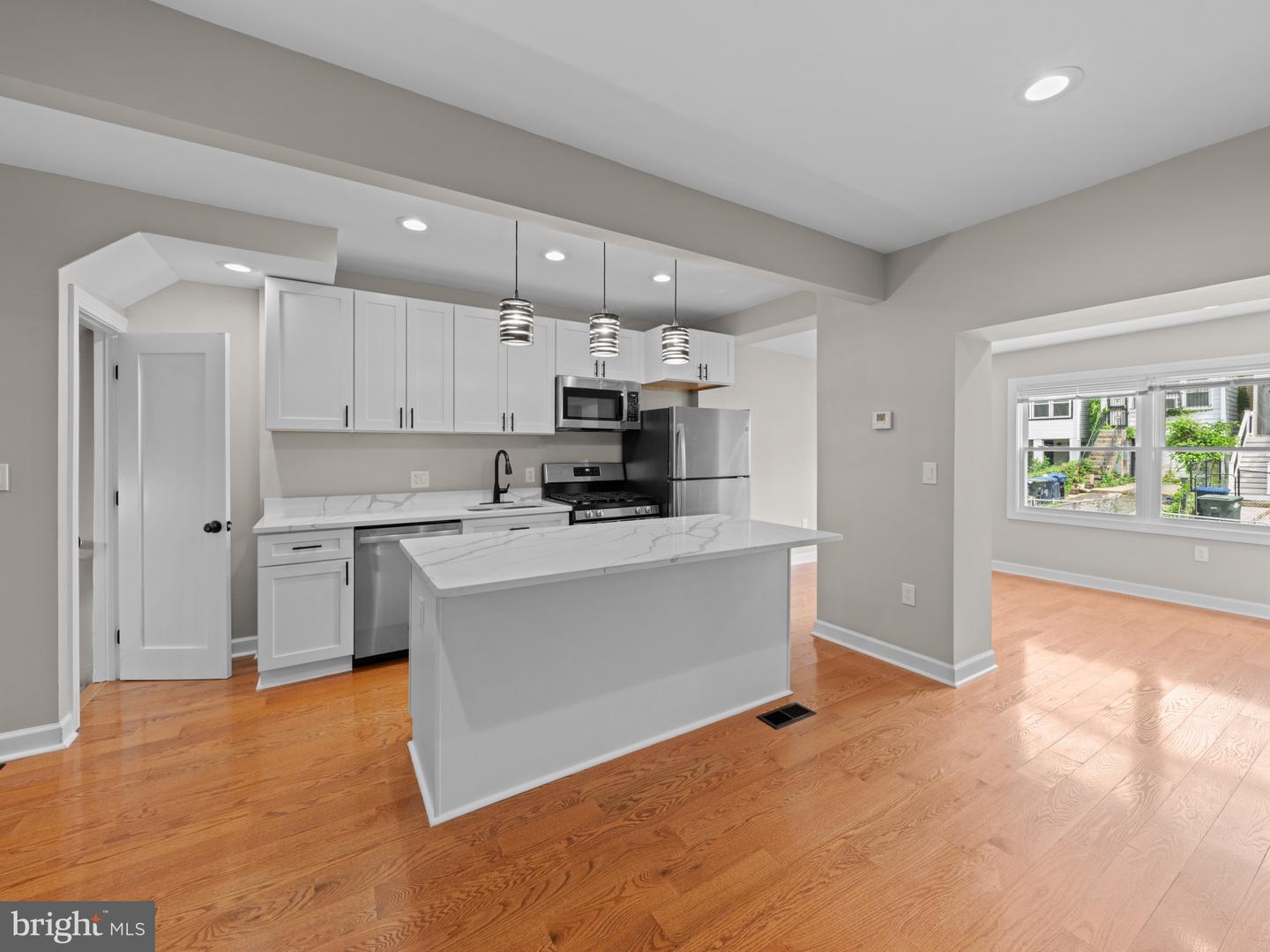 519 23RD PL NE, WASHINGTON, District Of Columbia 20002, 3 Bedrooms Bedrooms, ,2 BathroomsBathrooms,Residential,For sale,519 23RD PL NE,DCDC2201574 MLS # DCDC2201574