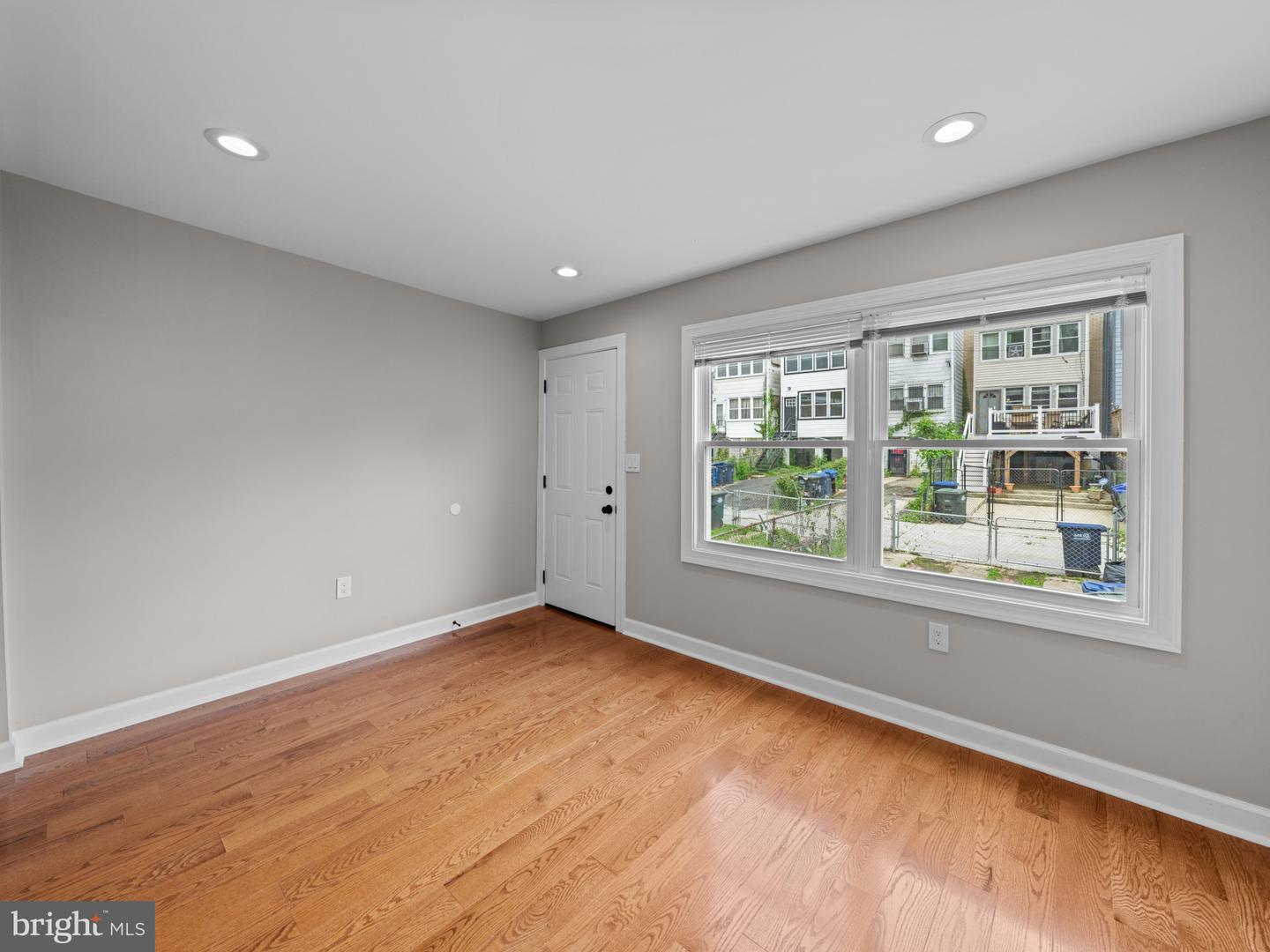 519 23RD PL NE, WASHINGTON, District Of Columbia 20002, 3 Bedrooms Bedrooms, ,2 BathroomsBathrooms,Residential,For sale,519 23RD PL NE,DCDC2201574 MLS # DCDC2201574