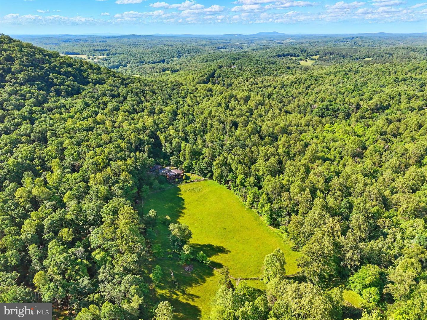 103 CASTLETON FORD RD, CASTLETON, Virginia 22716, 3 Bedrooms Bedrooms, ,2 BathroomsBathrooms,Residential,For sale,103 CASTLETON FORD RD,VARP2002092 MLS # VARP2002092
