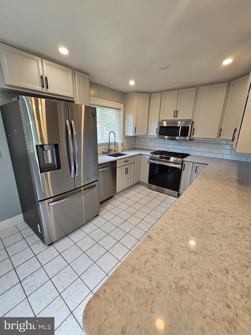 1107 N PEGRAM ST, ALEXANDRIA, Virginia 22304, 3 Bedrooms Bedrooms, ,2 BathroomsBathrooms,Residential,For sale,1107 N PEGRAM ST,VAAX2045518 MLS # VAAX2045518