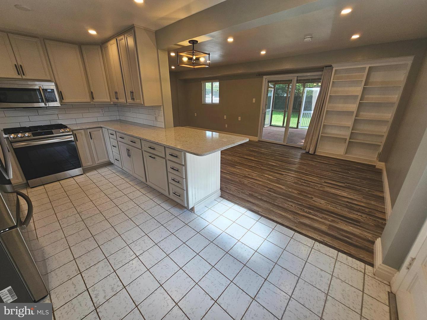 1107 N PEGRAM ST, ALEXANDRIA, Virginia 22304, 3 Bedrooms Bedrooms, ,2 BathroomsBathrooms,Residential,For sale,1107 N PEGRAM ST,VAAX2045518 MLS # VAAX2045518