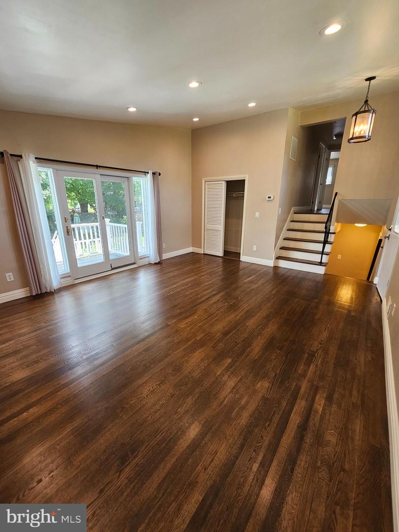 1107 N PEGRAM ST, ALEXANDRIA, Virginia 22304, 3 Bedrooms Bedrooms, ,2 BathroomsBathrooms,Residential,For sale,1107 N PEGRAM ST,VAAX2045518 MLS # VAAX2045518