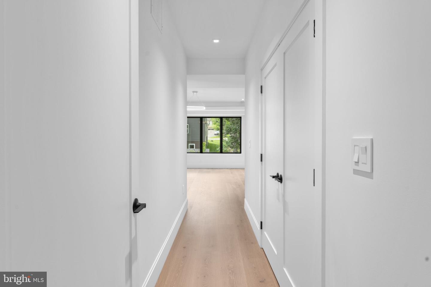 6940 SPRUCE ST, FALLS CHURCH, Virginia 22046, 5 Bedrooms Bedrooms, ,5 BathroomsBathrooms,Residential,For sale,6940 SPRUCE ST,VAFX2242032 MLS # VAFX2242032
