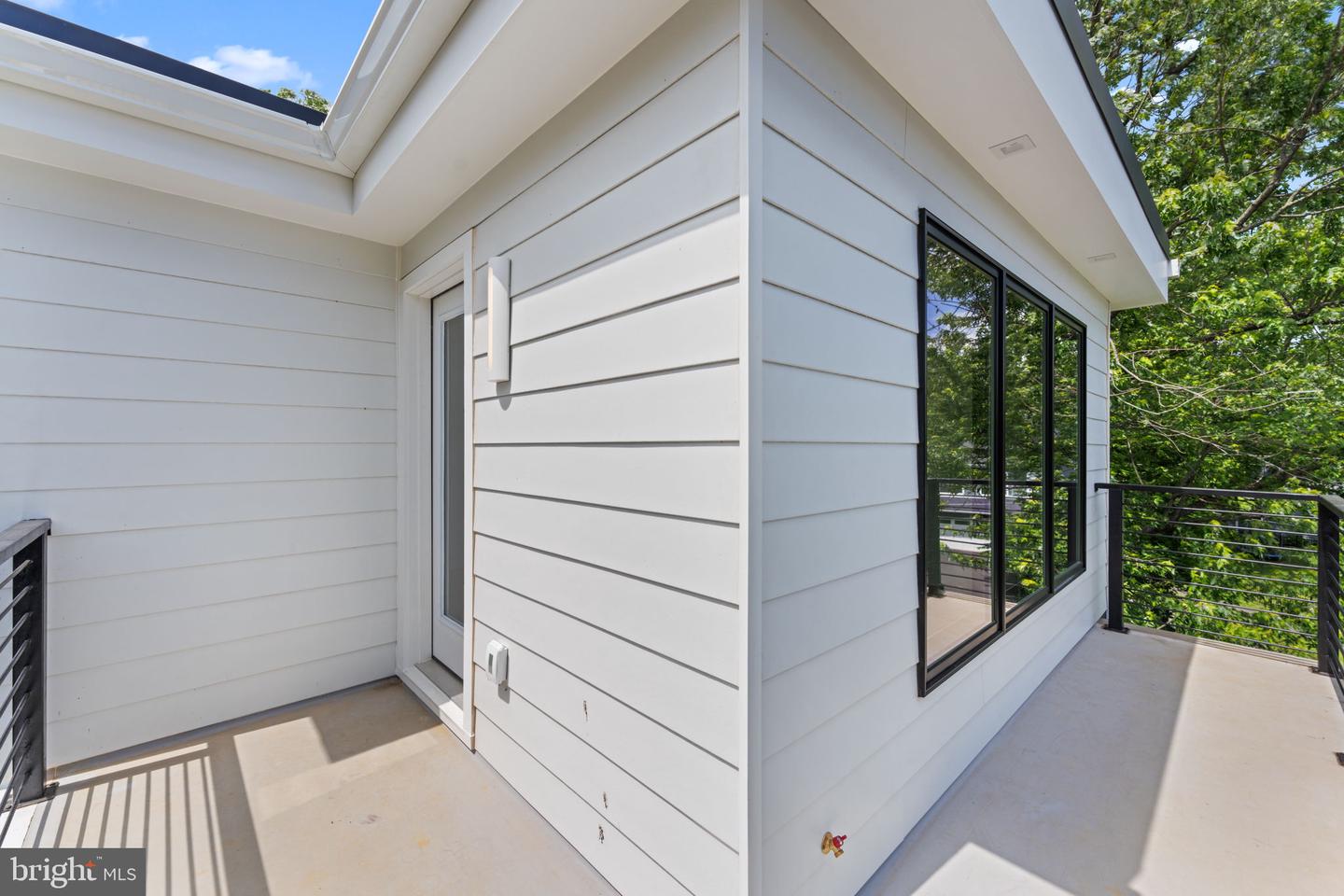 6940 SPRUCE ST, FALLS CHURCH, Virginia 22046, 5 Bedrooms Bedrooms, ,5 BathroomsBathrooms,Residential,For sale,6940 SPRUCE ST,VAFX2242032 MLS # VAFX2242032
