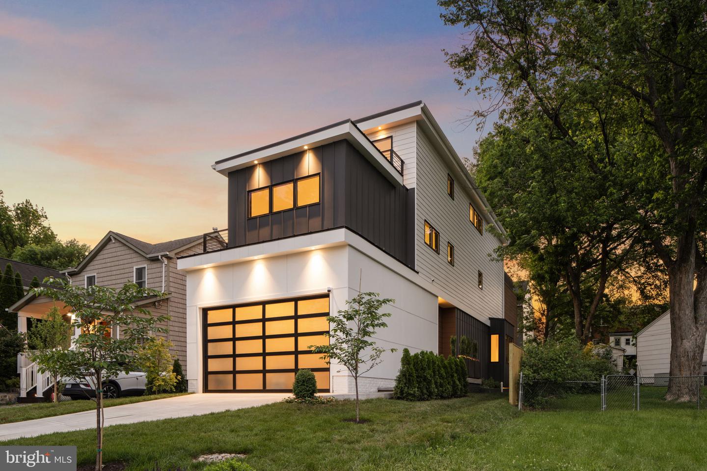 6940 SPRUCE ST, FALLS CHURCH, Virginia 22046, 5 Bedrooms Bedrooms, ,5 BathroomsBathrooms,Residential,For sale,6940 SPRUCE ST,VAFX2242032 MLS # VAFX2242032