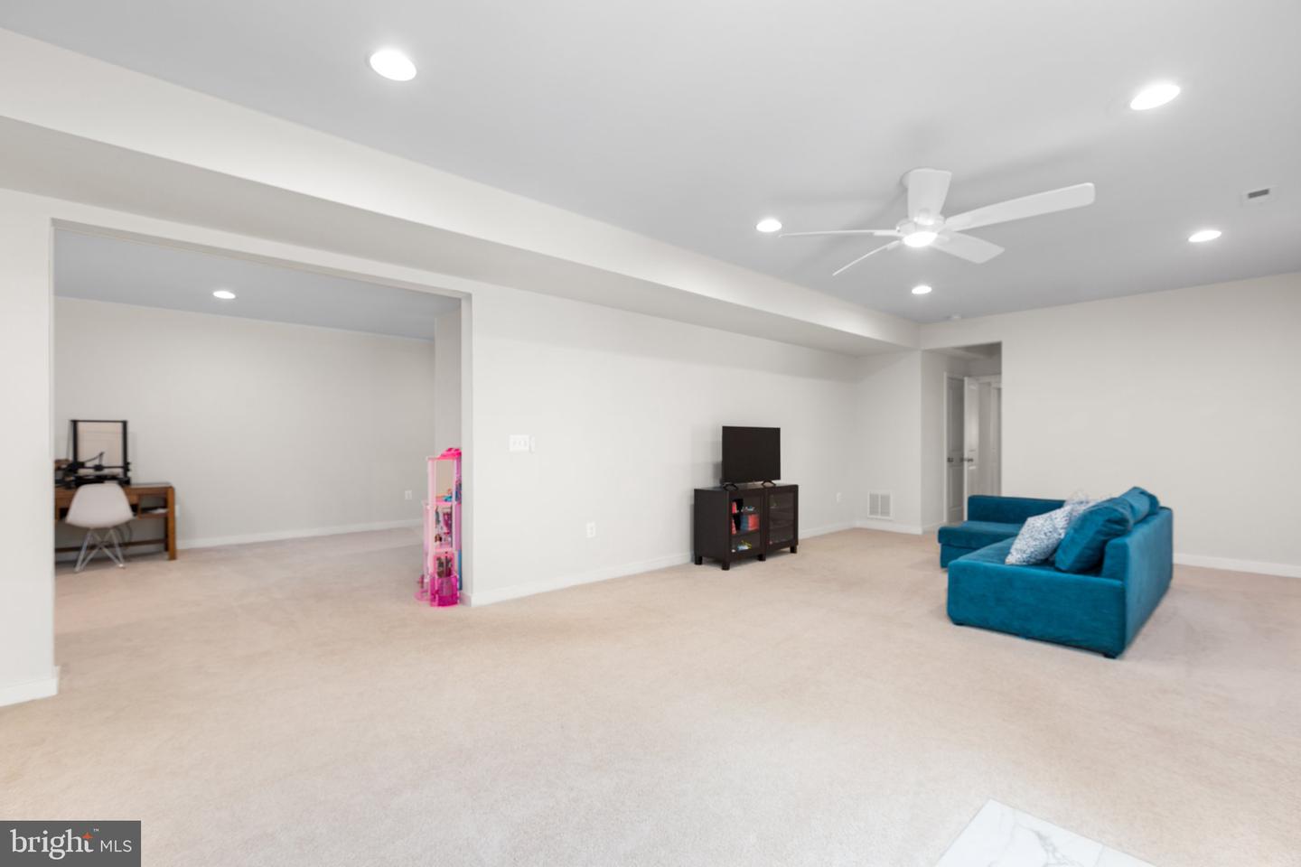 85 HOPEWELL DR, FREDERICKSBURG, Virginia 22406, 6 Bedrooms Bedrooms, ,3 BathroomsBathrooms,Residential,For sale,85 HOPEWELL DR,VAST2039022 MLS # VAST2039022