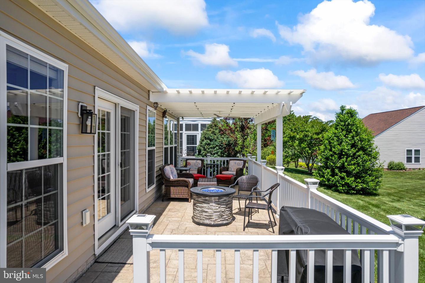 21 WHALEBACK LN, FREDERICKSBURG, Virginia 22406, 3 Bedrooms Bedrooms, ,3 BathroomsBathrooms,Residential,For sale,21 WHALEBACK LN,VAST2039028 MLS # VAST2039028