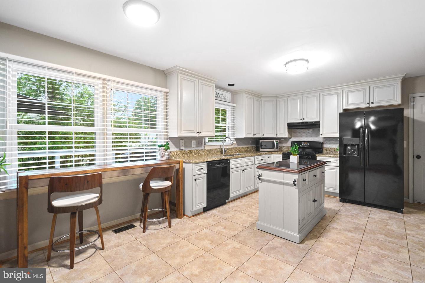 4397 TAFT CT, WOODBRIDGE, Virginia 22193, 5 Bedrooms Bedrooms, ,3 BathroomsBathrooms,Residential,For sale,4397 TAFT CT,VAPW2095150 MLS # VAPW2095150