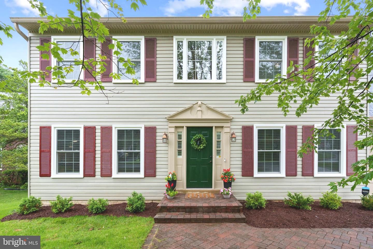 4397 TAFT CT, WOODBRIDGE, Virginia 22193, 5 Bedrooms Bedrooms, ,3 BathroomsBathrooms,Residential,For sale,4397 TAFT CT,VAPW2095150 MLS # VAPW2095150