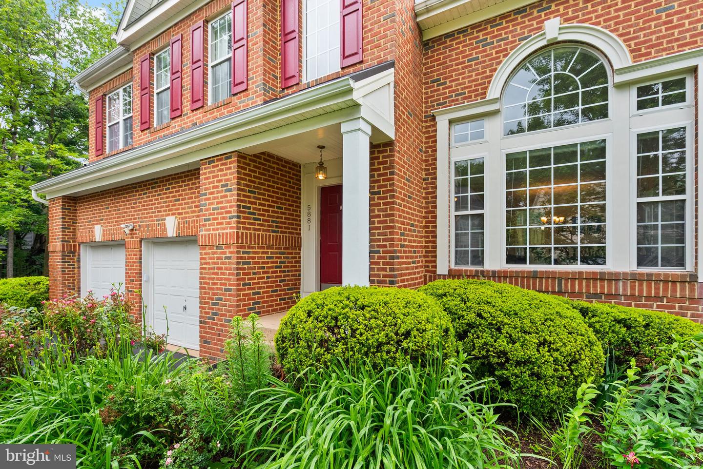 5881 LINDEN CREEK CT, CENTREVILLE, Virginia 20120, 6 Bedrooms Bedrooms, ,4 BathroomsBathrooms,Residential,For sale,5881 LINDEN CREEK CT,VAFX2242114 MLS # VAFX2242114