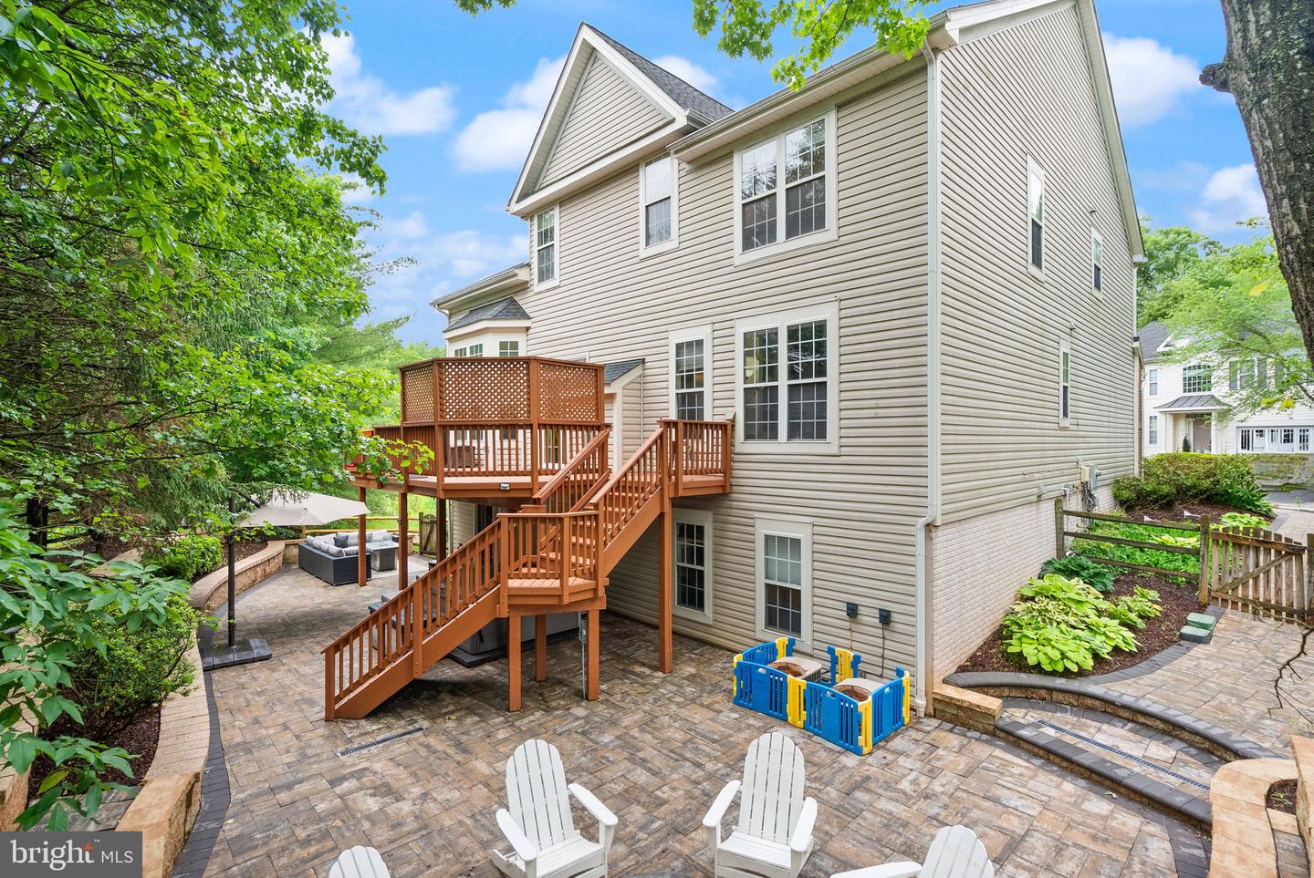 5881 LINDEN CREEK CT, CENTREVILLE, Virginia 20120, 6 Bedrooms Bedrooms, ,4 BathroomsBathrooms,Residential,For sale,5881 LINDEN CREEK CT,VAFX2242114 MLS # VAFX2242114