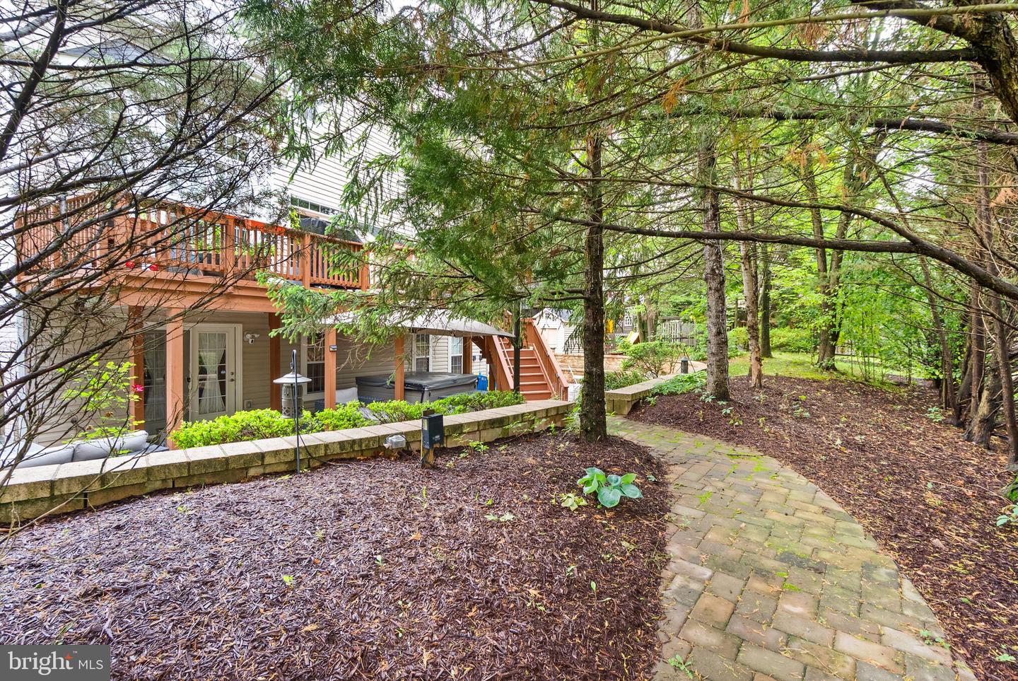 5881 LINDEN CREEK CT, CENTREVILLE, Virginia 20120, 6 Bedrooms Bedrooms, ,4 BathroomsBathrooms,Residential,For sale,5881 LINDEN CREEK CT,VAFX2242114 MLS # VAFX2242114