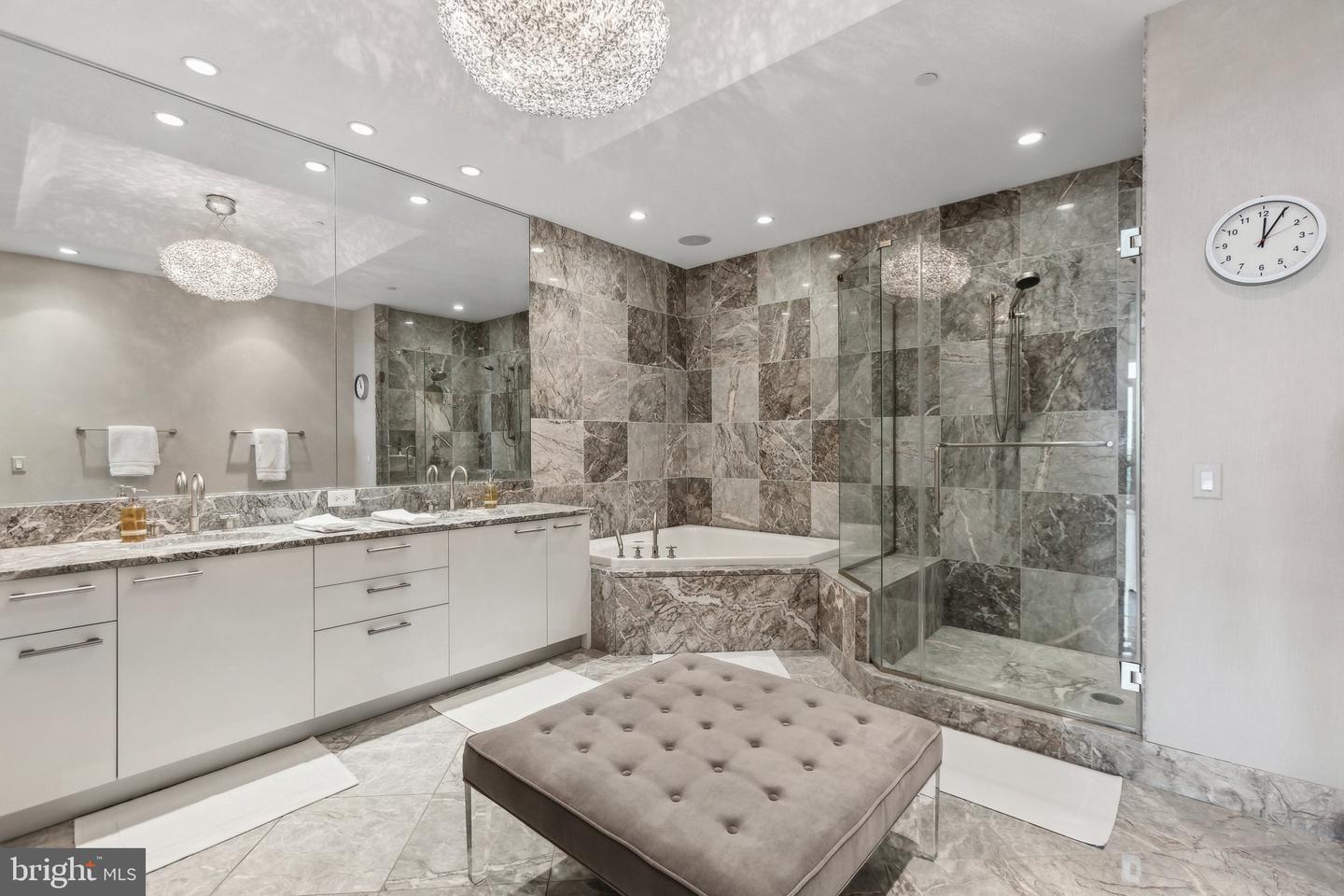 1881 N NASH ST #2309, ARLINGTON, Virginia 22209, 3 Bedrooms Bedrooms, 12 Rooms Rooms,3 BathroomsBathrooms,Residential,For sale,1881 N NASH ST #2309,VAAR2057932 MLS # VAAR2057932