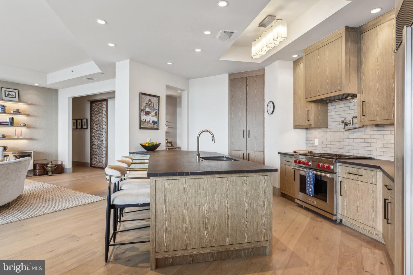 1881 N NASH ST #2309, ARLINGTON, Virginia 22209, 3 Bedrooms Bedrooms, 12 Rooms Rooms,3 BathroomsBathrooms,Residential,For sale,1881 N NASH ST #2309,VAAR2057932 MLS # VAAR2057932