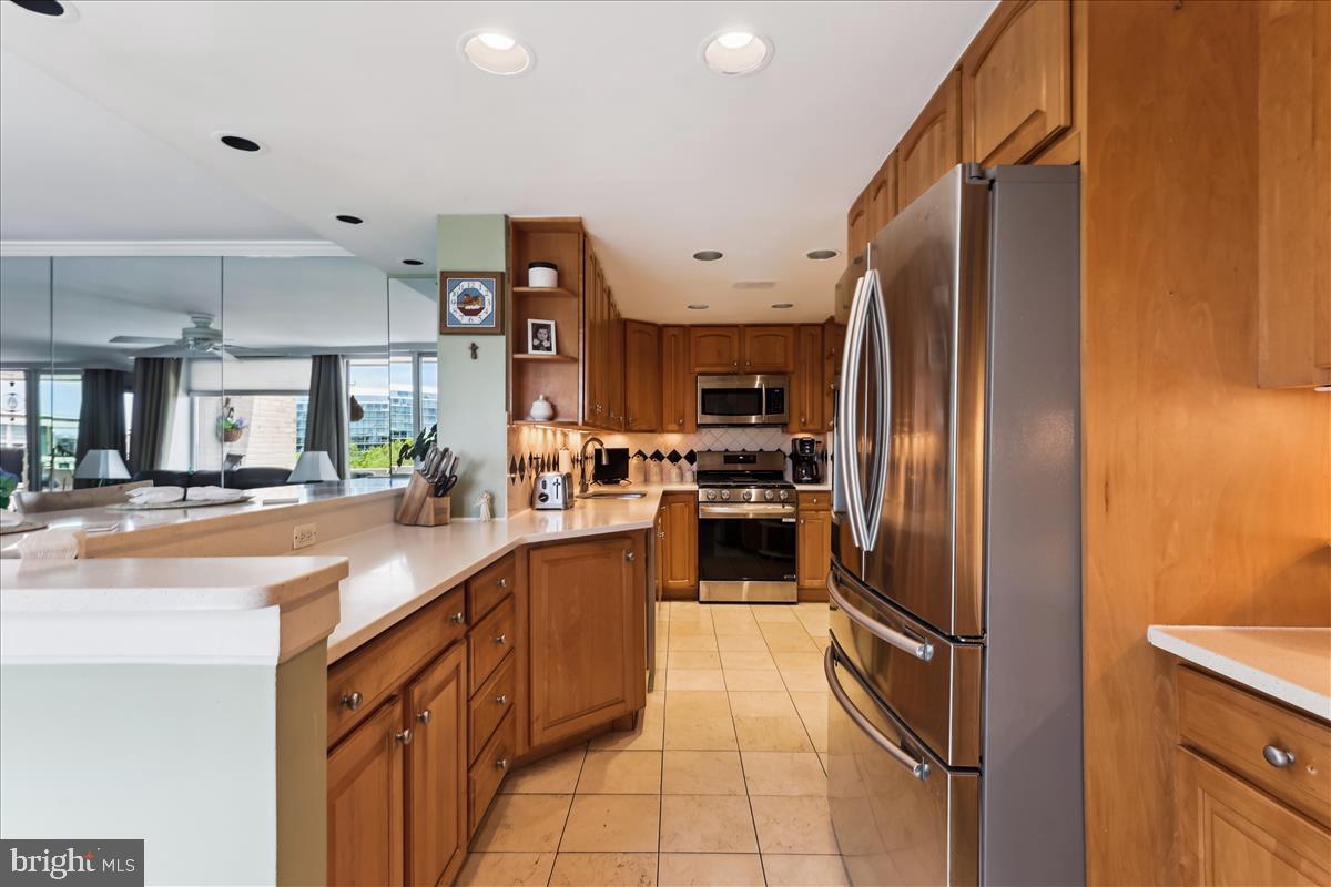 430 M ST SW #N-609, WASHINGTON, District Of Columbia 20024, 2 Bedrooms Bedrooms, ,3 BathroomsBathrooms,Residential,For sale,430 M ST SW #N-609,DCDC2201702 MLS # DCDC2201702