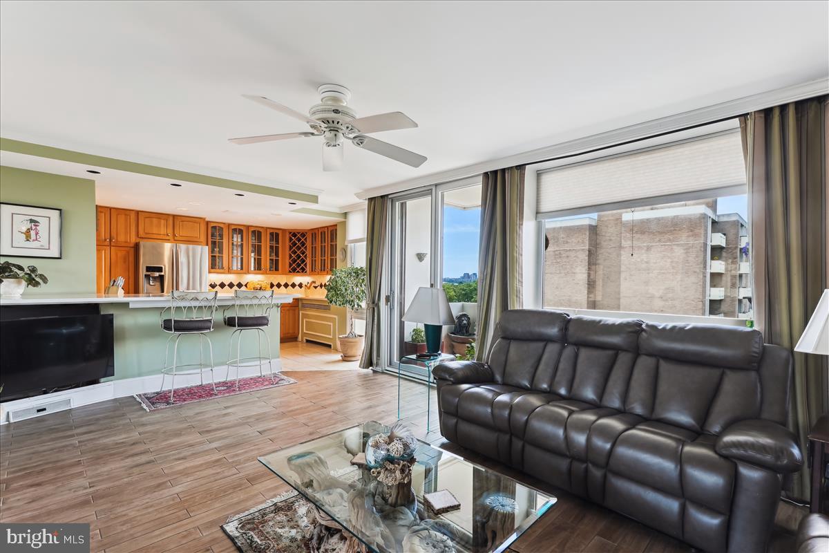 430 M ST SW #N-609, WASHINGTON, District Of Columbia 20024, 2 Bedrooms Bedrooms, ,3 BathroomsBathrooms,Residential,For sale,430 M ST SW #N-609,DCDC2201702 MLS # DCDC2201702
