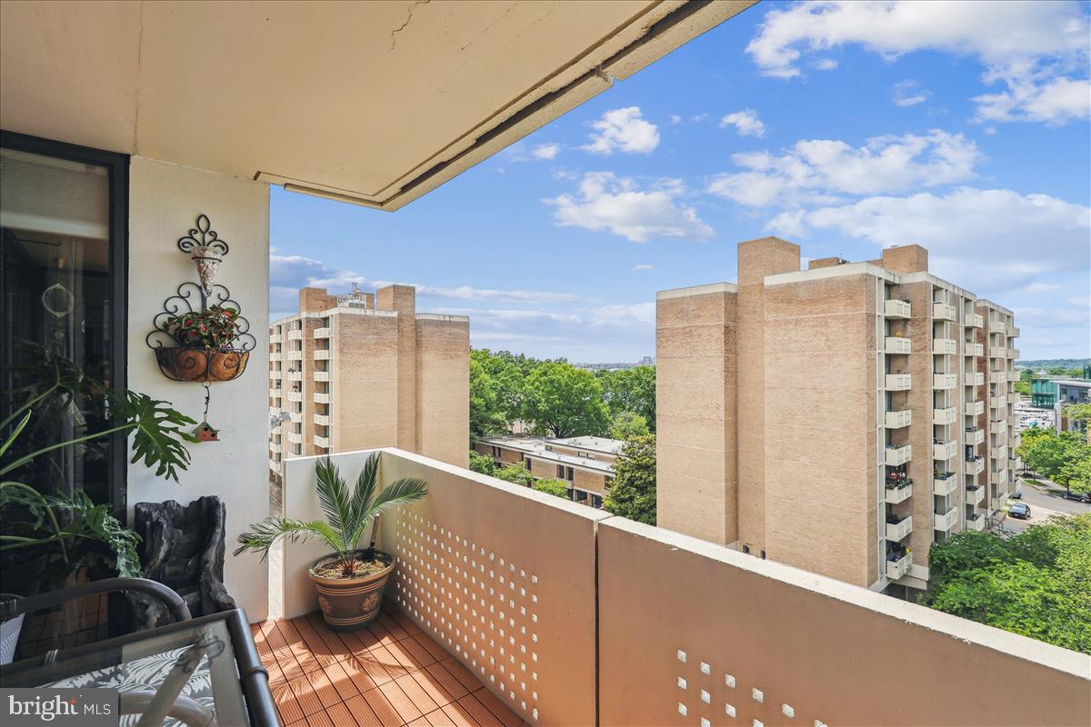 430 M ST SW #N-609, WASHINGTON, District Of Columbia 20024, 2 Bedrooms Bedrooms, ,3 BathroomsBathrooms,Residential,For sale,430 M ST SW #N-609,DCDC2201702 MLS # DCDC2201702