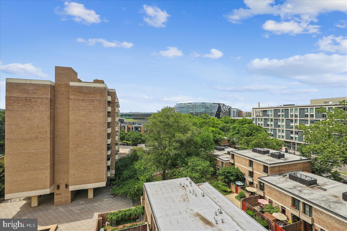 430 M ST SW #N-609, WASHINGTON, District Of Columbia 20024, 2 Bedrooms Bedrooms, ,3 BathroomsBathrooms,Residential,For sale,430 M ST SW #N-609,DCDC2201702 MLS # DCDC2201702
