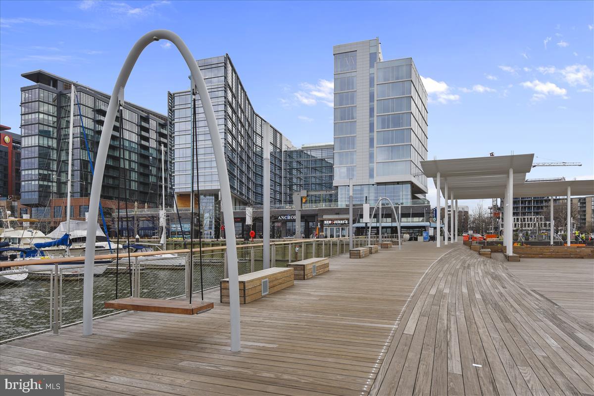430 M ST SW #N-609, WASHINGTON, District Of Columbia 20024, 2 Bedrooms Bedrooms, ,3 BathroomsBathrooms,Residential,For sale,430 M ST SW #N-609,DCDC2201702 MLS # DCDC2201702