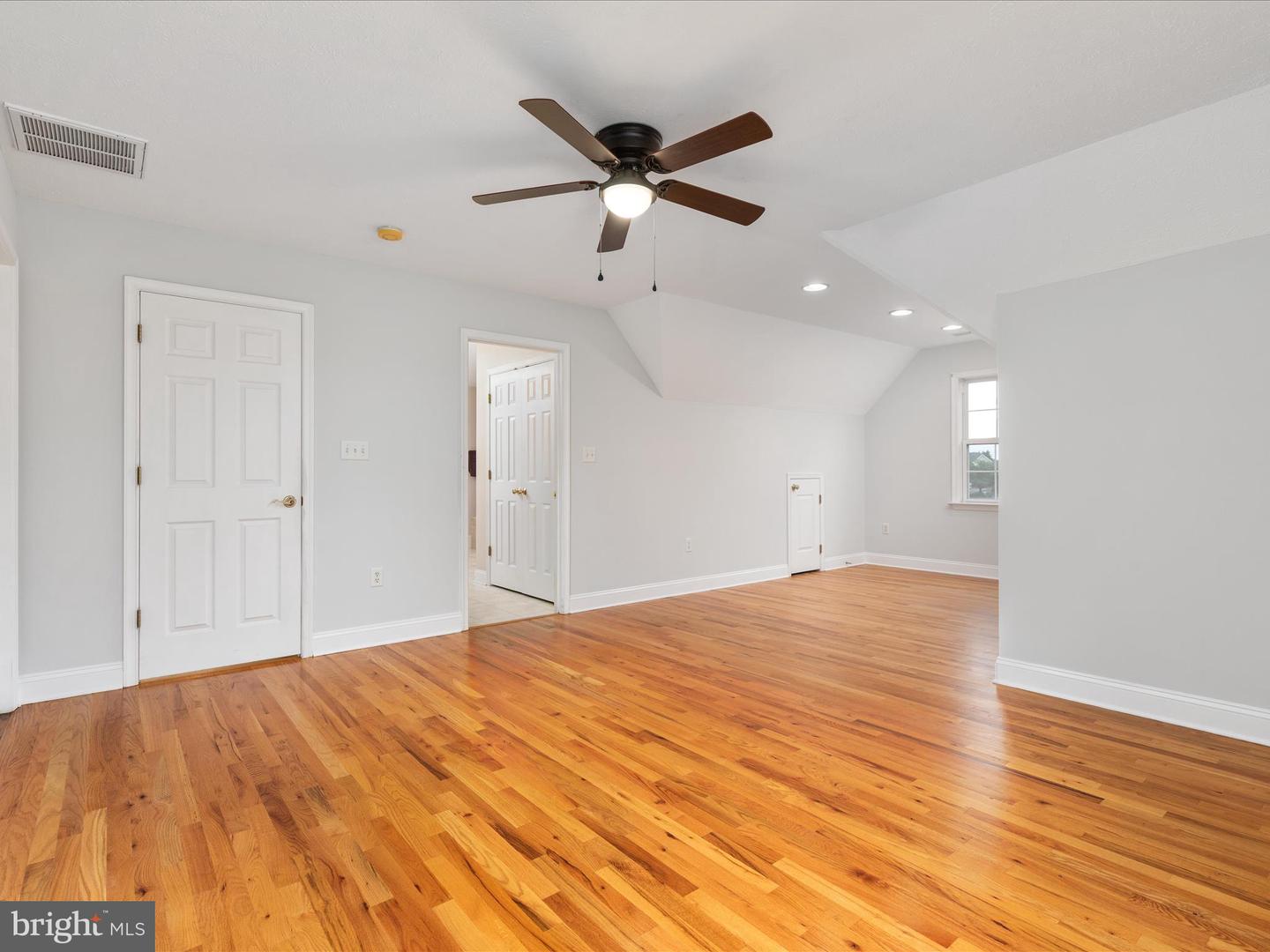 2411 WINDWOOD DR, WINCHESTER, Virginia 22601, 4 Bedrooms Bedrooms, ,3 BathroomsBathrooms,Residential,For sale,2411 WINDWOOD DR,VAWI2007724 MLS # VAWI2007724