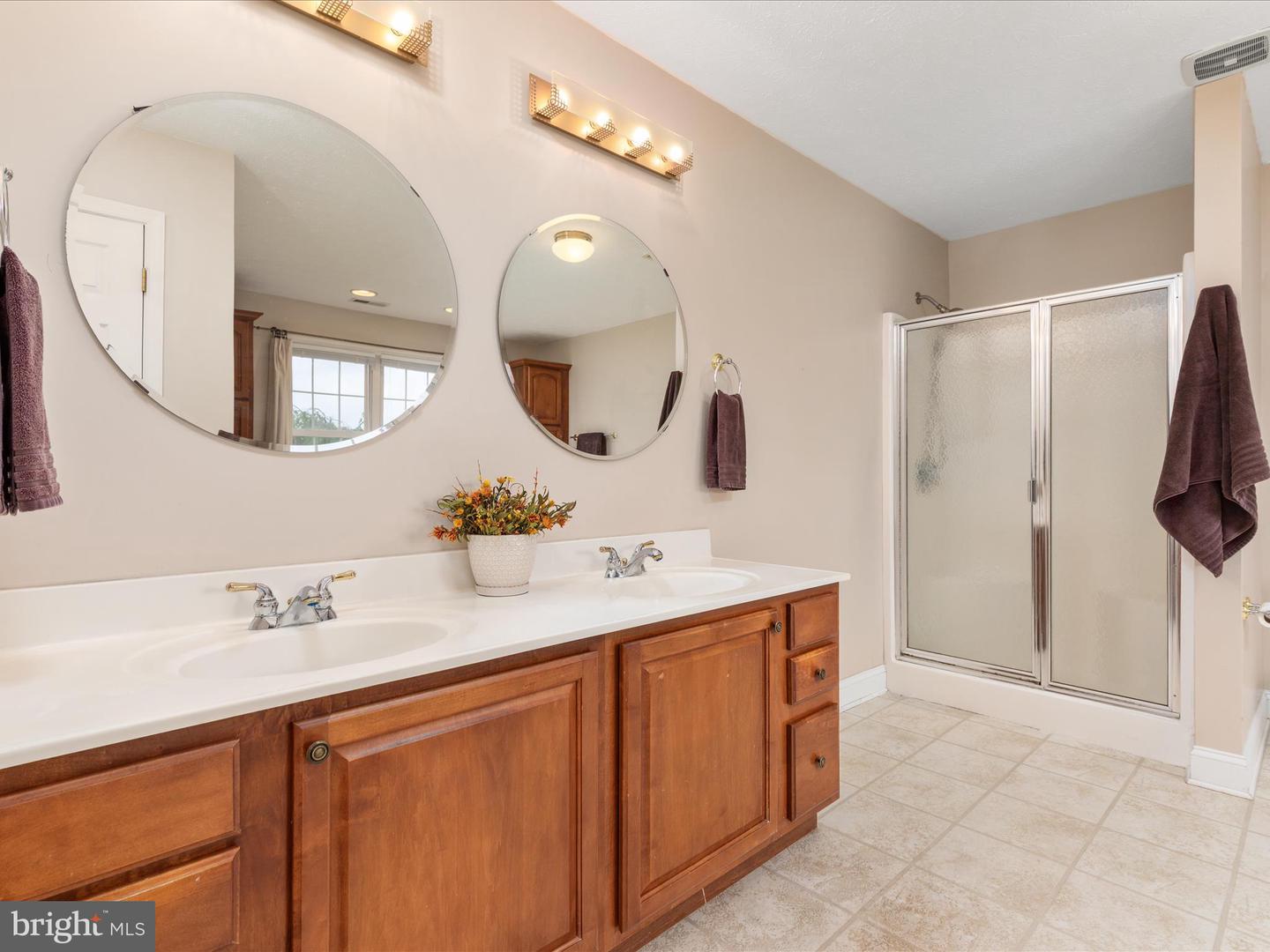 2411 WINDWOOD DR, WINCHESTER, Virginia 22601, 4 Bedrooms Bedrooms, ,3 BathroomsBathrooms,Residential,For sale,2411 WINDWOOD DR,VAWI2007724 MLS # VAWI2007724