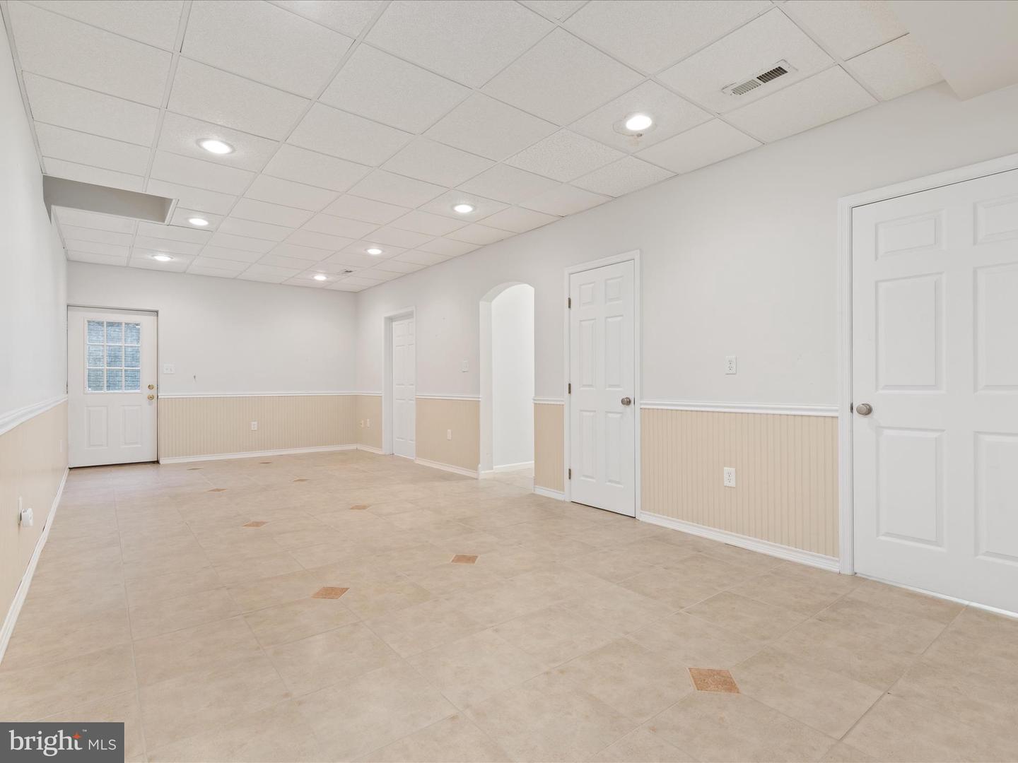 2411 WINDWOOD DR, WINCHESTER, Virginia 22601, 4 Bedrooms Bedrooms, ,3 BathroomsBathrooms,Residential,For sale,2411 WINDWOOD DR,VAWI2007724 MLS # VAWI2007724