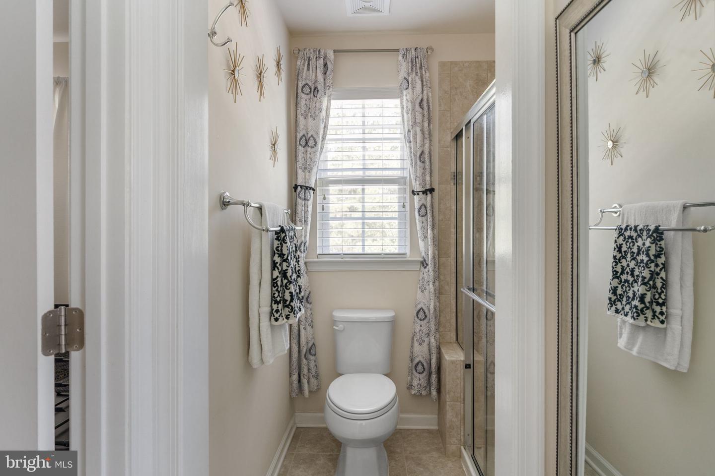 8910 RINGVIEW DR, MECHANICSVILLE, Virginia 23116, 3 Bedrooms Bedrooms, ,2 BathroomsBathrooms,Residential,For sale,8910 RINGVIEW DR,VAHA2000998 MLS # VAHA2000998
