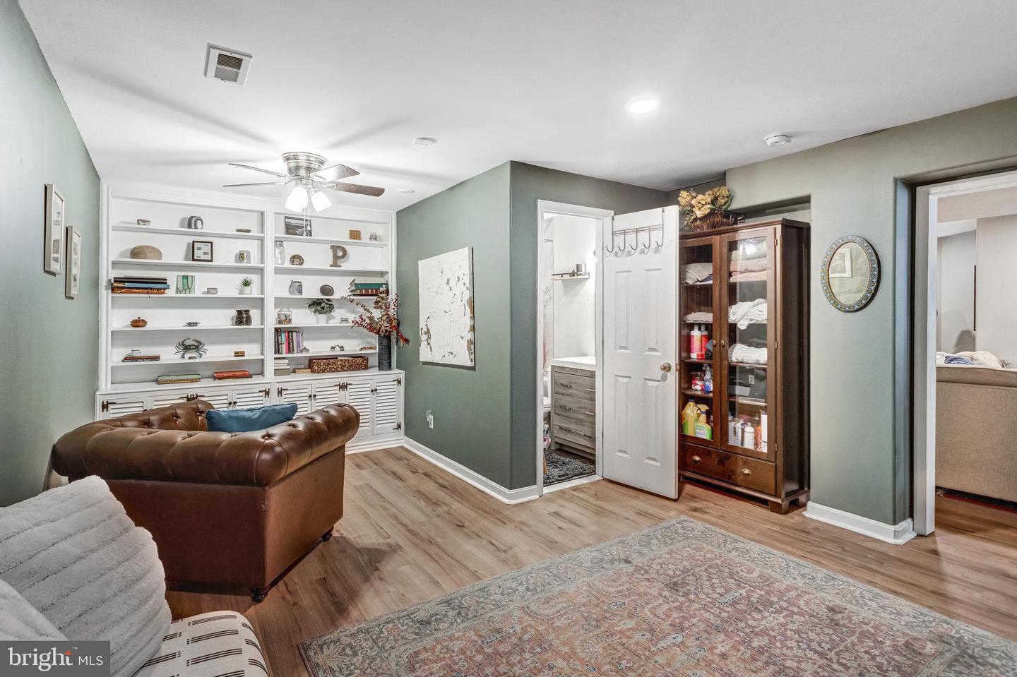 10101 WESTOVER CT, FREDERICKSBURG, Virginia 22408, 5 Bedrooms Bedrooms, ,3 BathroomsBathrooms,Residential,For sale,10101 WESTOVER CT,VASP2033264 MLS # VASP2033264