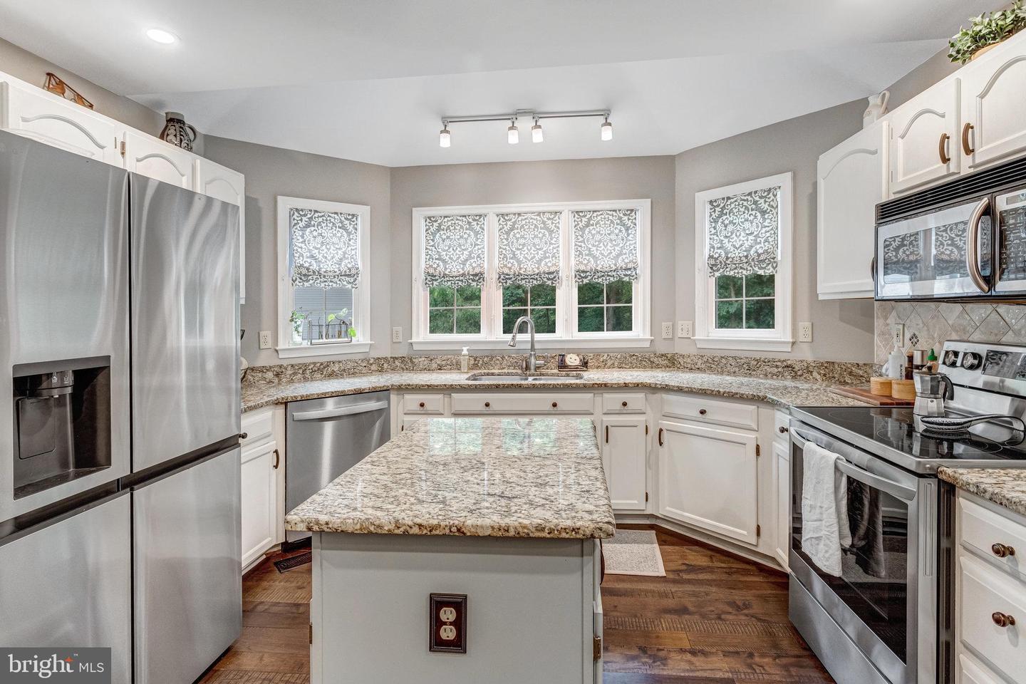 10101 WESTOVER CT, FREDERICKSBURG, Virginia 22408, 5 Bedrooms Bedrooms, ,3 BathroomsBathrooms,Residential,For sale,10101 WESTOVER CT,VASP2033264 MLS # VASP2033264