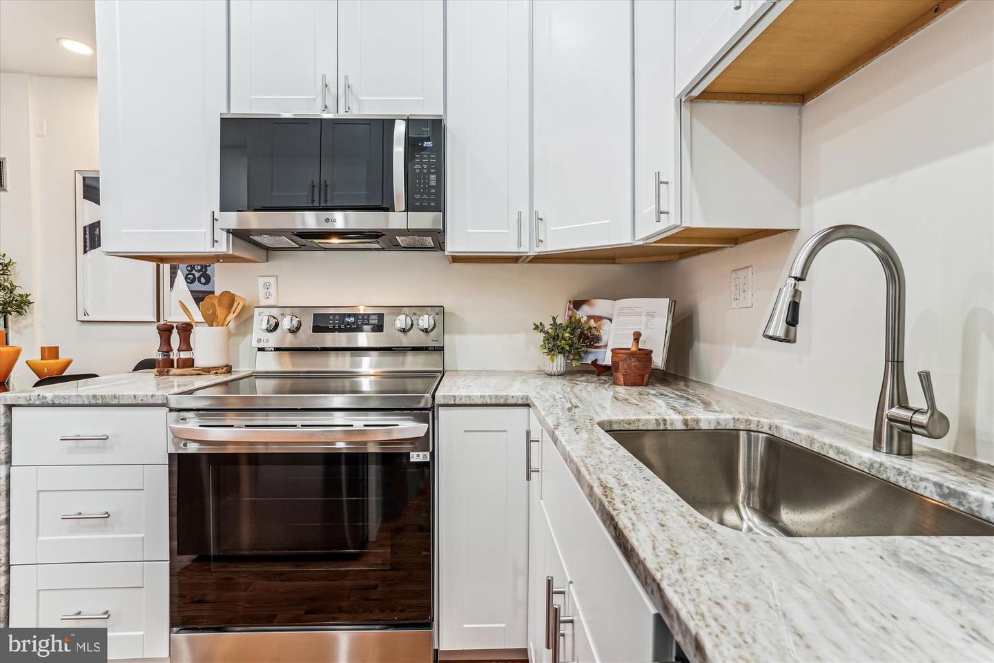 1615 NW Q ST NW #1012, WASHINGTON, District Of Columbia 20009, 1 Bedroom Bedrooms, ,1 BathroomBathrooms,Residential,For sale,1615 NW Q ST NW #1012,DCDC2201536 MLS # DCDC2201536