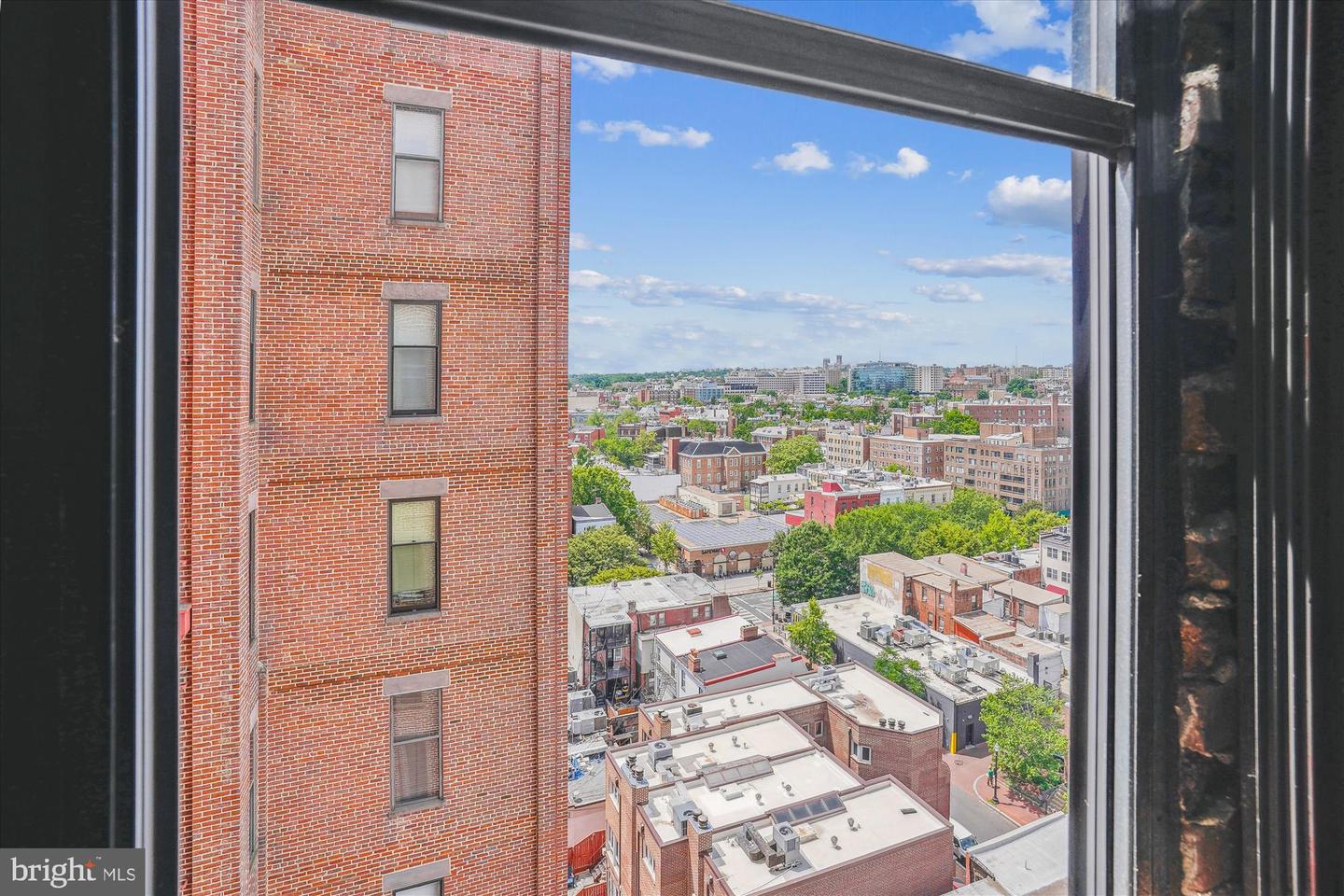 1615 NW Q ST NW #1012, WASHINGTON, District Of Columbia 20009, 1 Bedroom Bedrooms, ,1 BathroomBathrooms,Residential,For sale,1615 NW Q ST NW #1012,DCDC2201536 MLS # DCDC2201536
