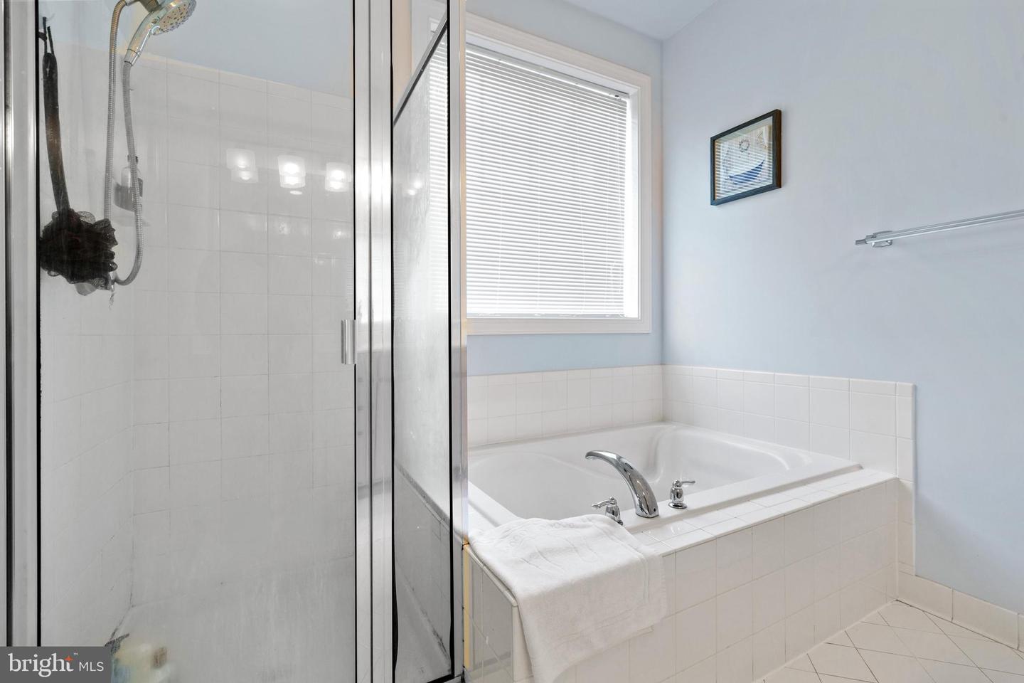 16016 GREYMILL MANOR DR, HAYMARKET, Virginia 20169, 3 Bedrooms Bedrooms, ,2 BathroomsBathrooms,Residential,For sale,16016 GREYMILL MANOR DR,VAPW2095128 MLS # VAPW2095128