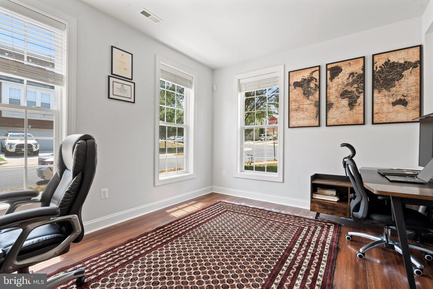 16016 GREYMILL MANOR DR, HAYMARKET, Virginia 20169, 3 Bedrooms Bedrooms, ,2 BathroomsBathrooms,Residential,For sale,16016 GREYMILL MANOR DR,VAPW2095128 MLS # VAPW2095128