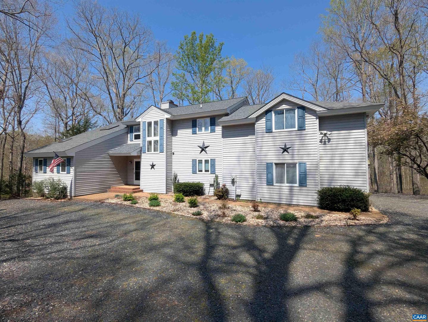 27 FAIRWAY DR, PALMYRA, Virginia 22963, 4 Bedrooms Bedrooms, ,3 BathroomsBathrooms,Residential,For sale,27 FAIRWAY DR,664720 MLS # 664720