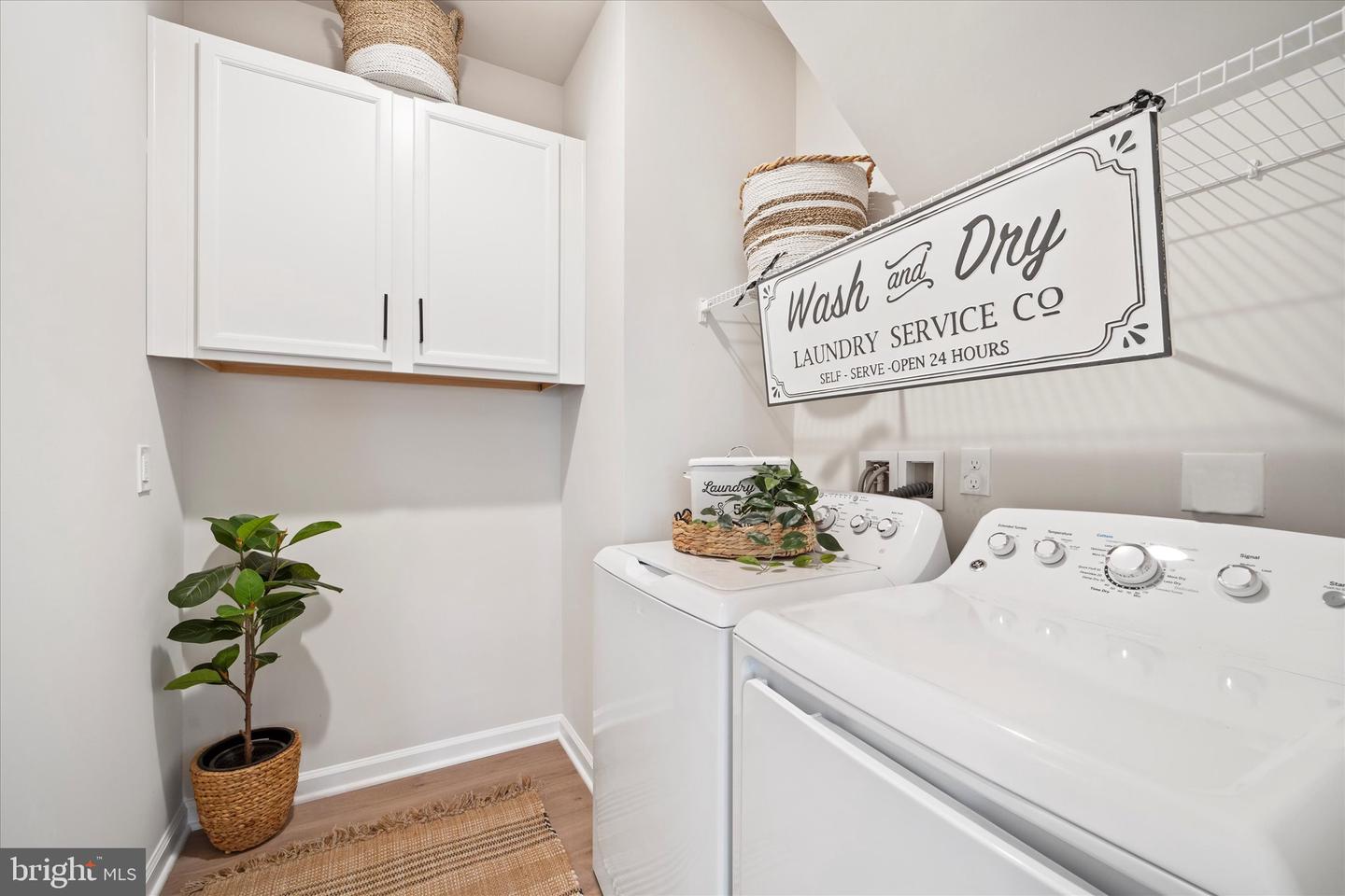 15741 GARDENIA RIDGE WAY, HAYMARKET, Virginia 20169, 3 Bedrooms Bedrooms, ,3 BathroomsBathrooms,Residential,For sale,15741 GARDENIA RIDGE WAY,VAPW2095142 MLS # VAPW2095142