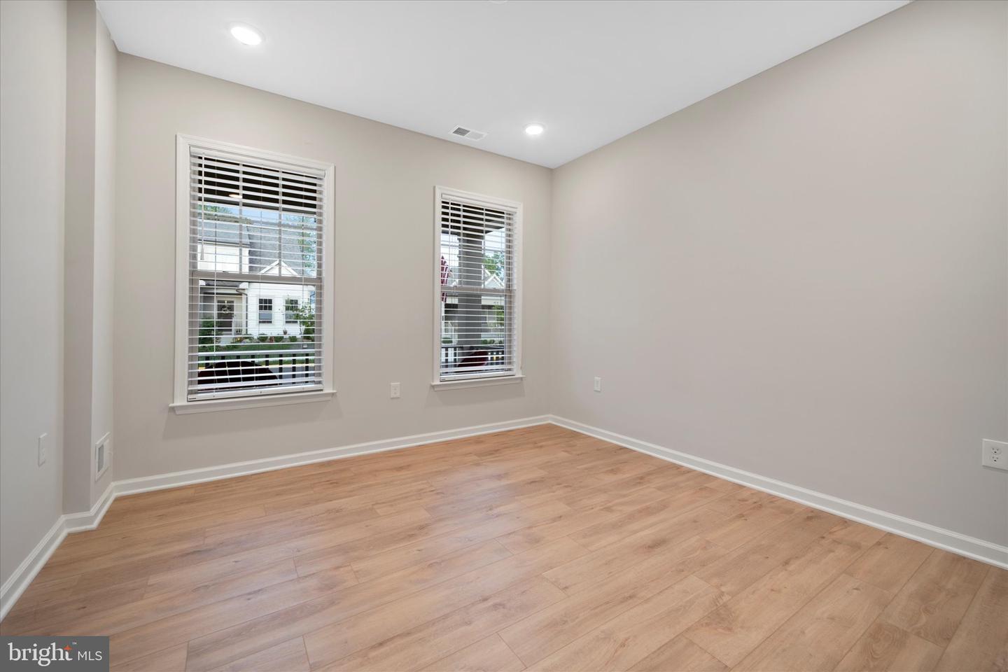 15741 GARDENIA RIDGE WAY, HAYMARKET, Virginia 20169, 3 Bedrooms Bedrooms, ,3 BathroomsBathrooms,Residential,For sale,15741 GARDENIA RIDGE WAY,VAPW2095142 MLS # VAPW2095142