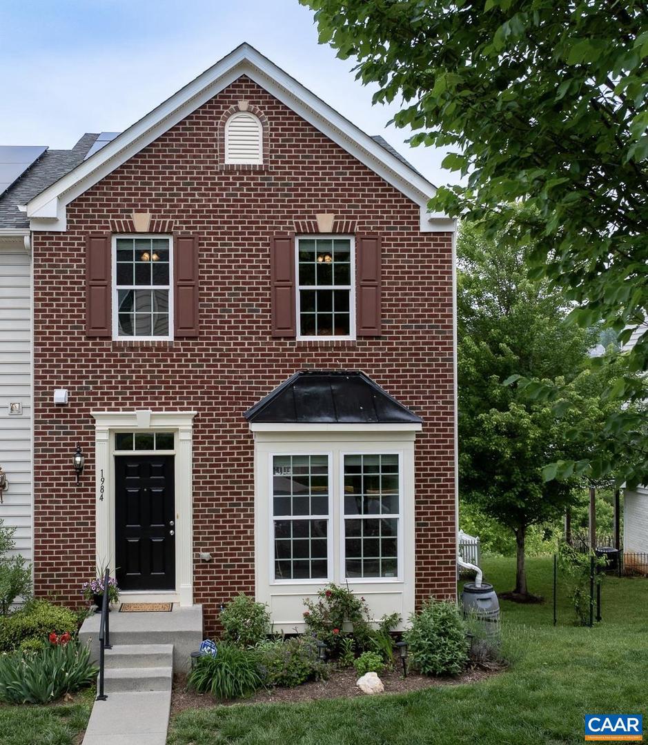 1984 ASHEVILLE DR, CHARLOTTESVILLE, Virginia 22911, 3 Bedrooms Bedrooms, ,2 BathroomsBathrooms,Residential,For sale,1984 ASHEVILLE DR,664737 MLS # 664737